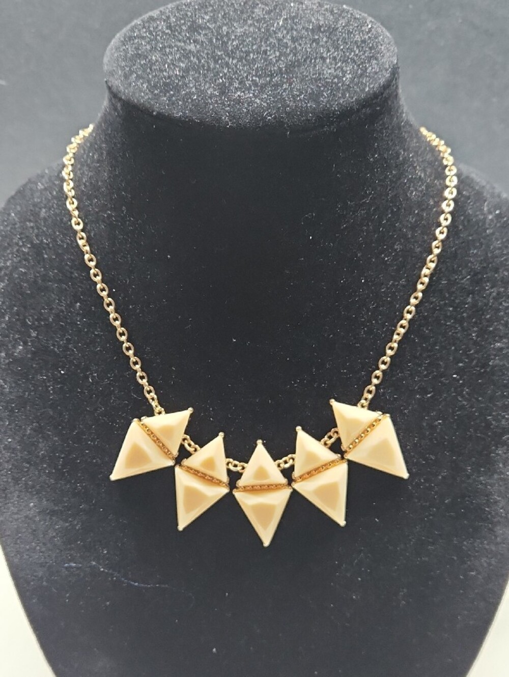 Statement Necklace Bundle - Picture 5 of 8